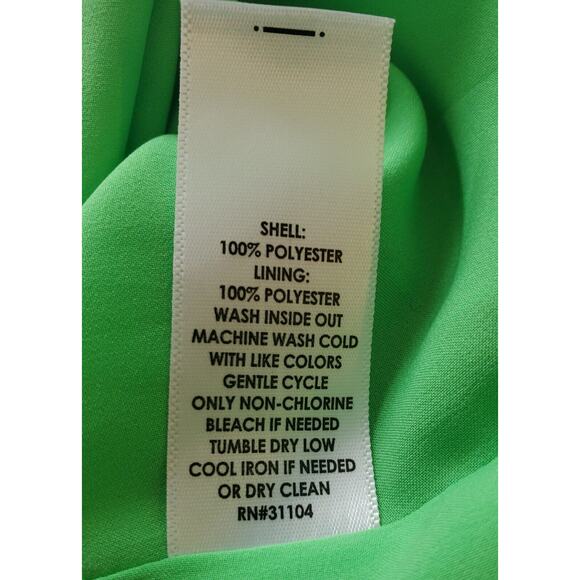 Crown & Ivy Women's Multicolor Polyester V-Neck Sleeveless Knee Length Dress PM - Picture 8 of 8